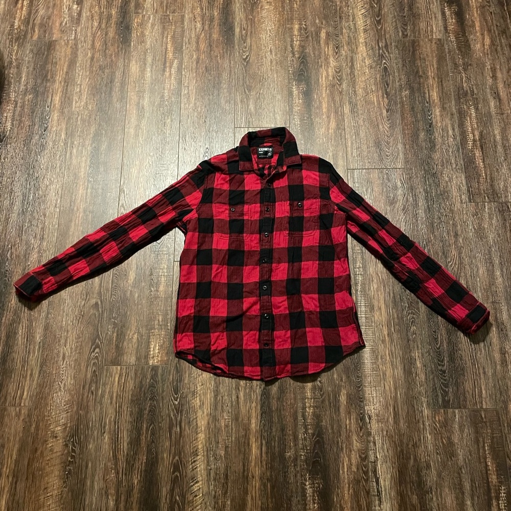 Express Men’s Red and Black Plaid Flannel Button Down Shirt / Men’s Large Tall